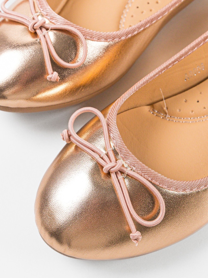 Balerini dama Singh Bronze