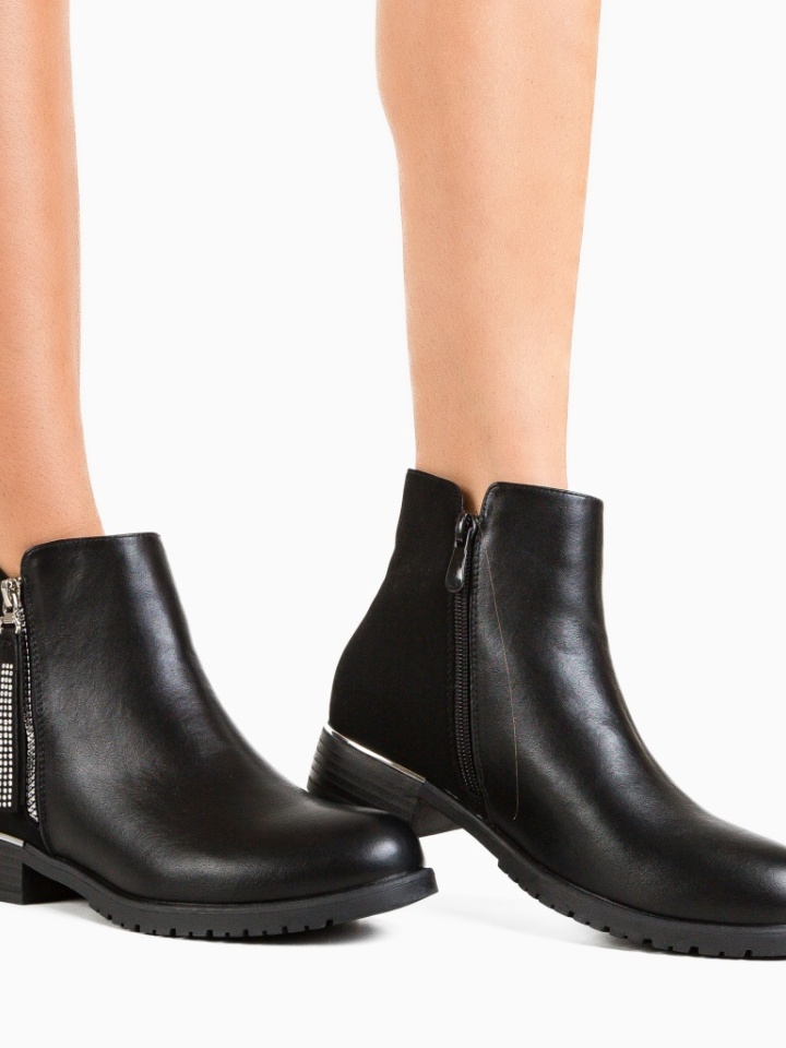 Ghete dama Arenos Negre