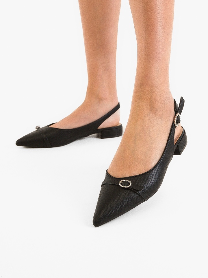 Balerini dama Seren Negri