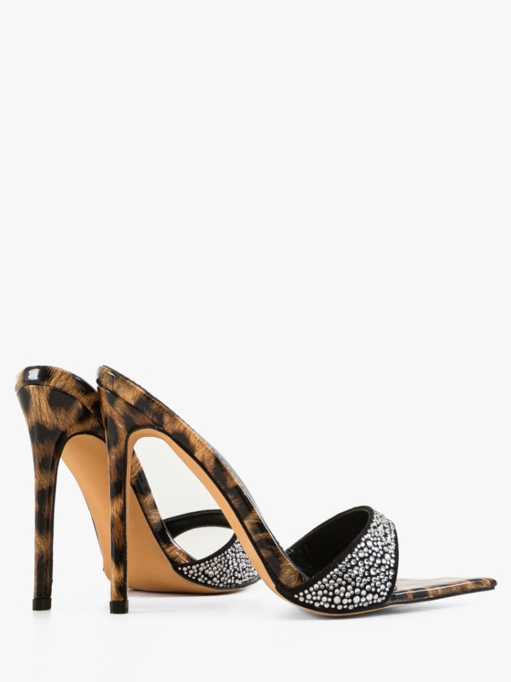 Saboti dama Minan Negri