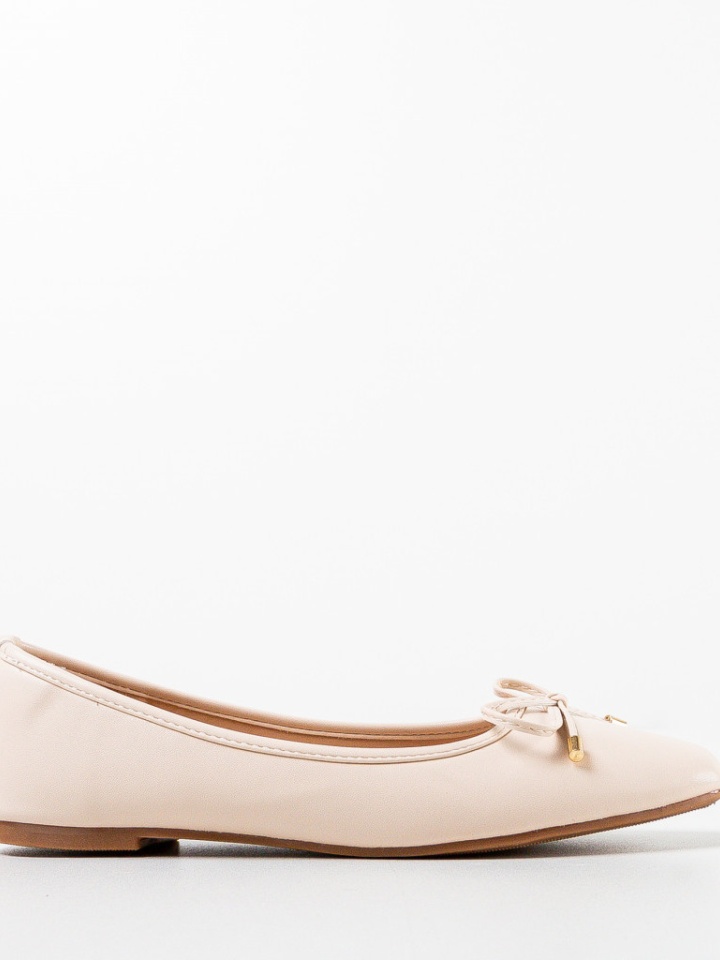 Balerini dama Atur Bej