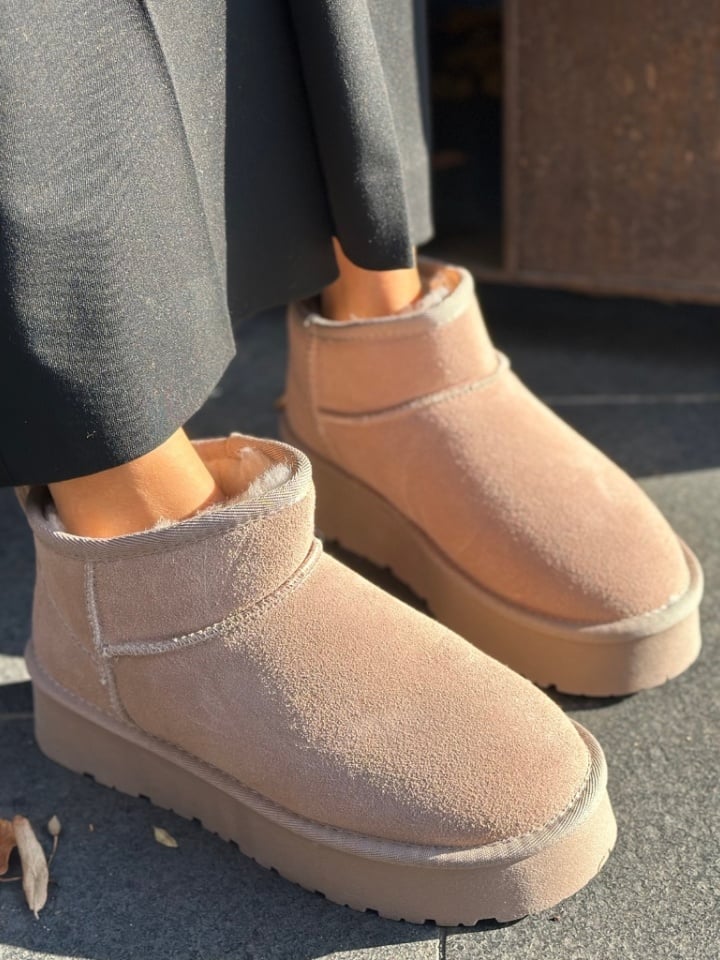 Cizme tip Ug Daianaz Negre