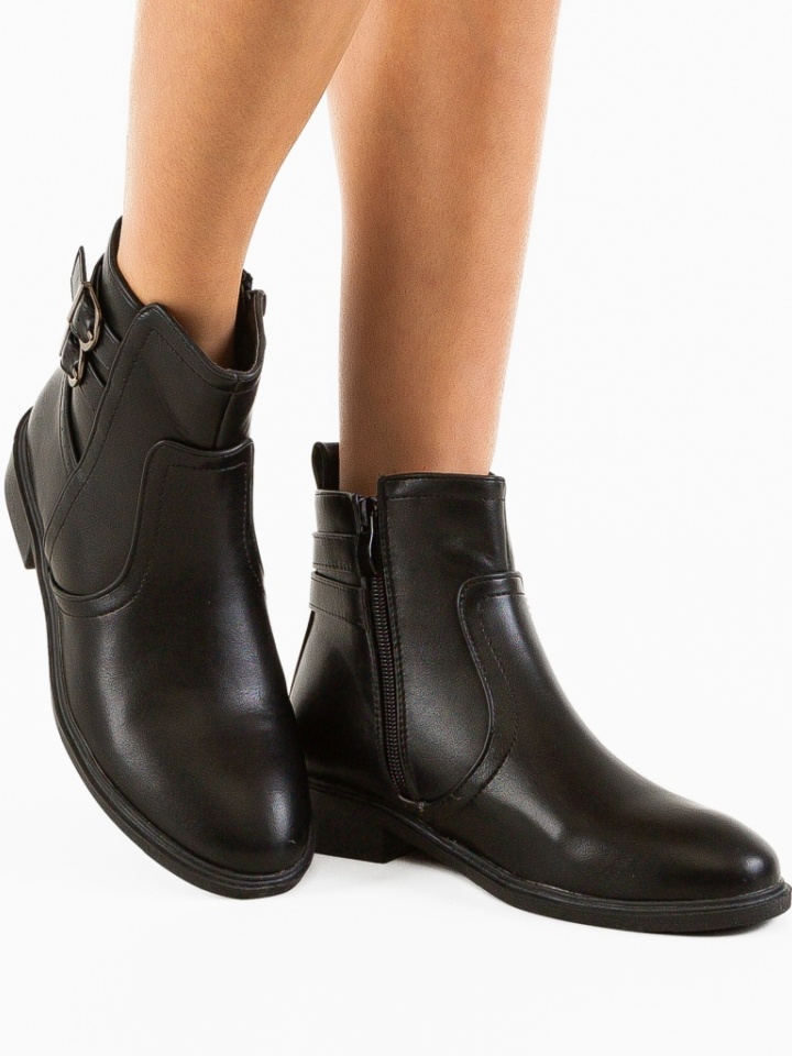 Ghete dama Karim Negre