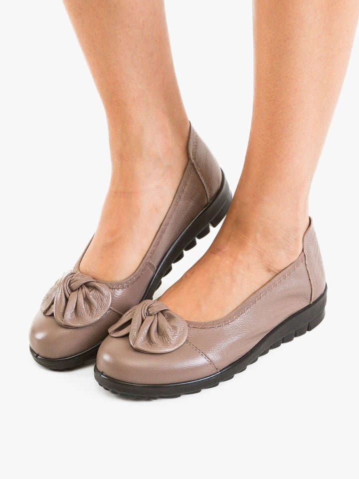 Balerini dama Relya Mov