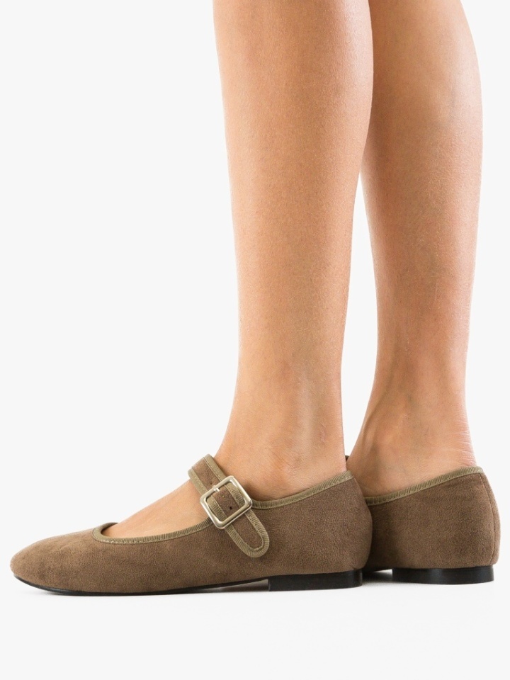 Balerini dama Bytyr Maro