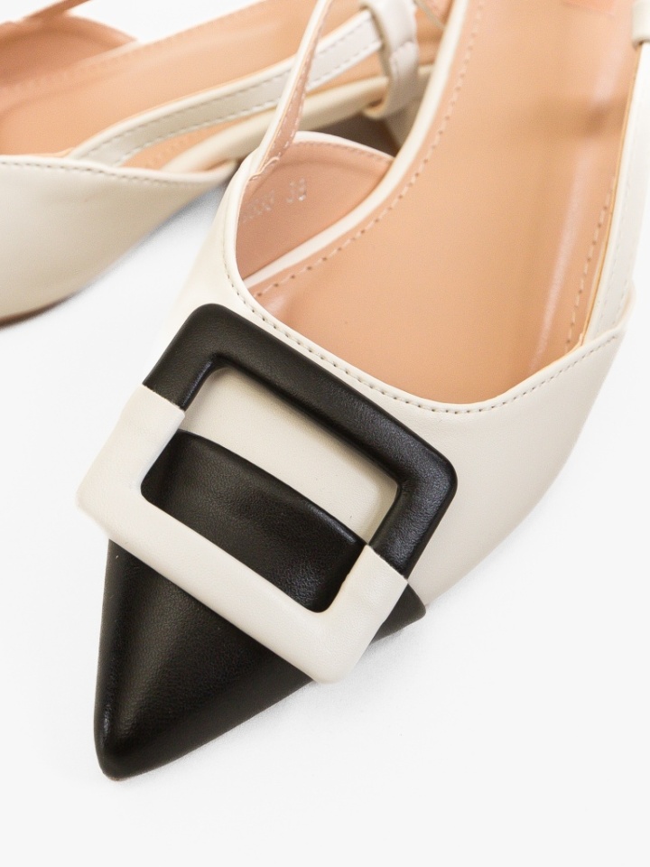 Balerini dama Kiana Bej