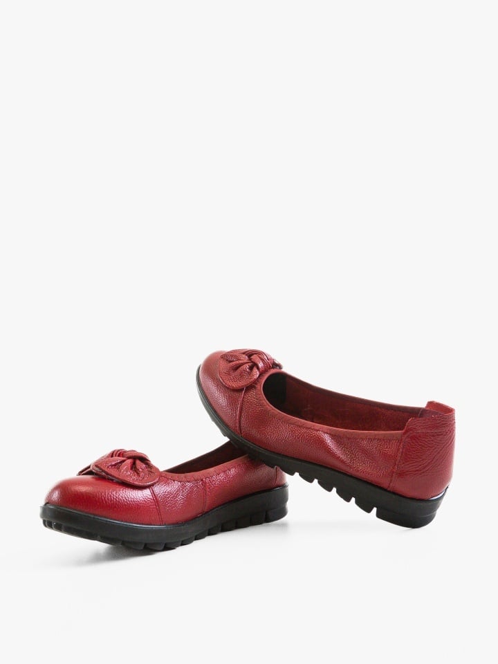 Balerini dama Relya Mov