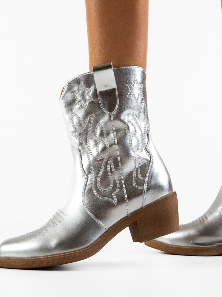 Botine dama Banele Aurii