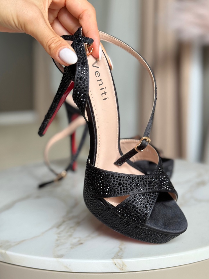 Sandale cu toc Zbyr Negre