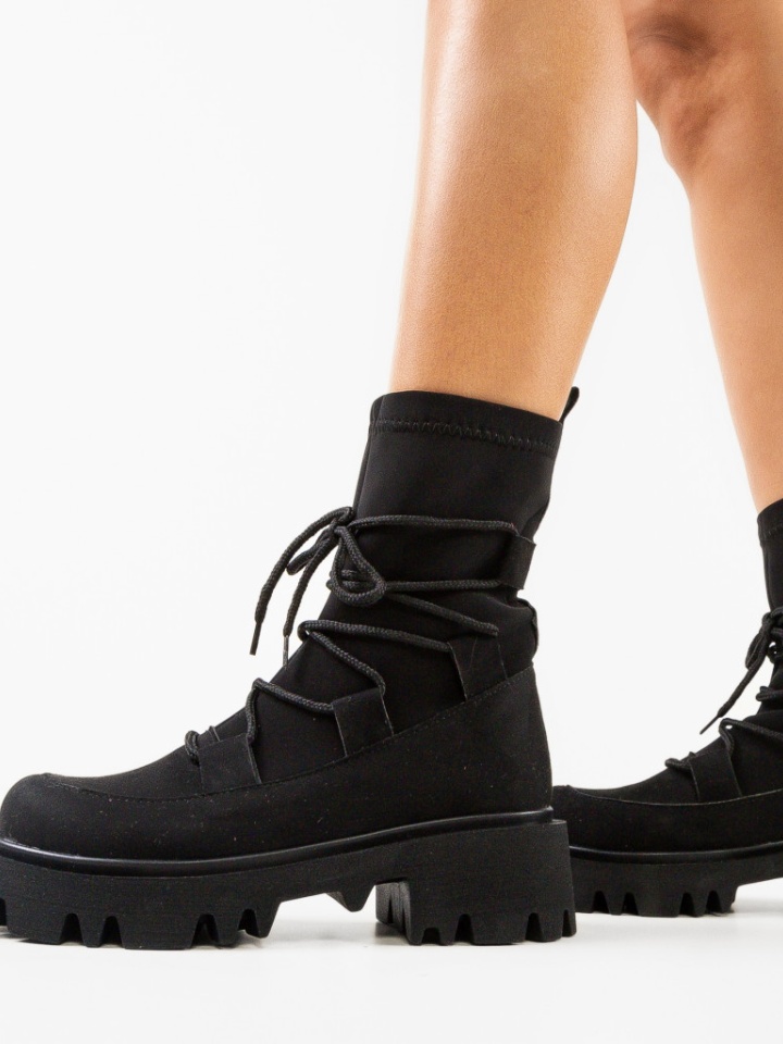 Ghete dama Henena Albastre