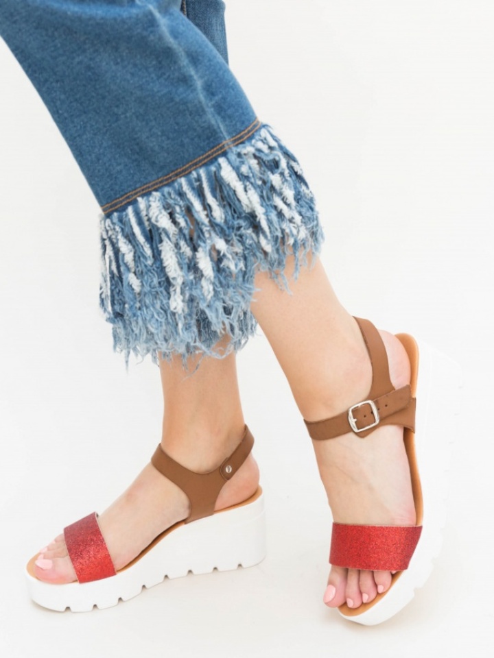 Platforme Vedira Rosii