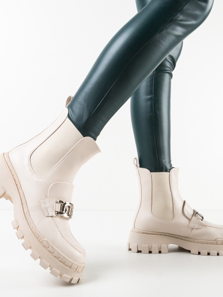 Ghete dama Sufyan Negre