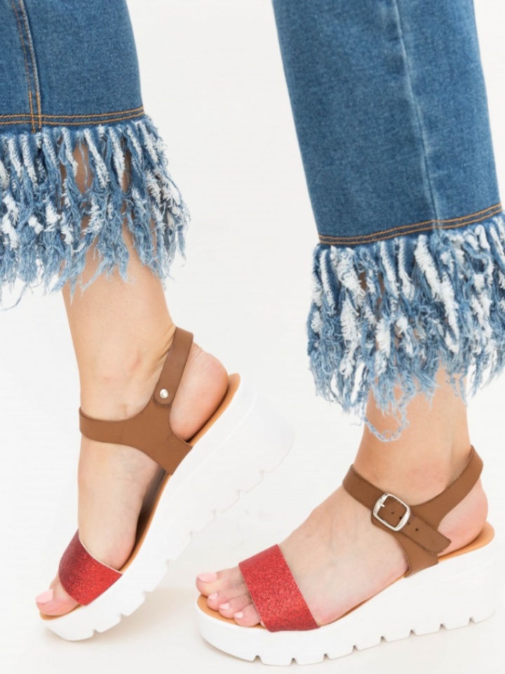 Platforme Vedira Rosii