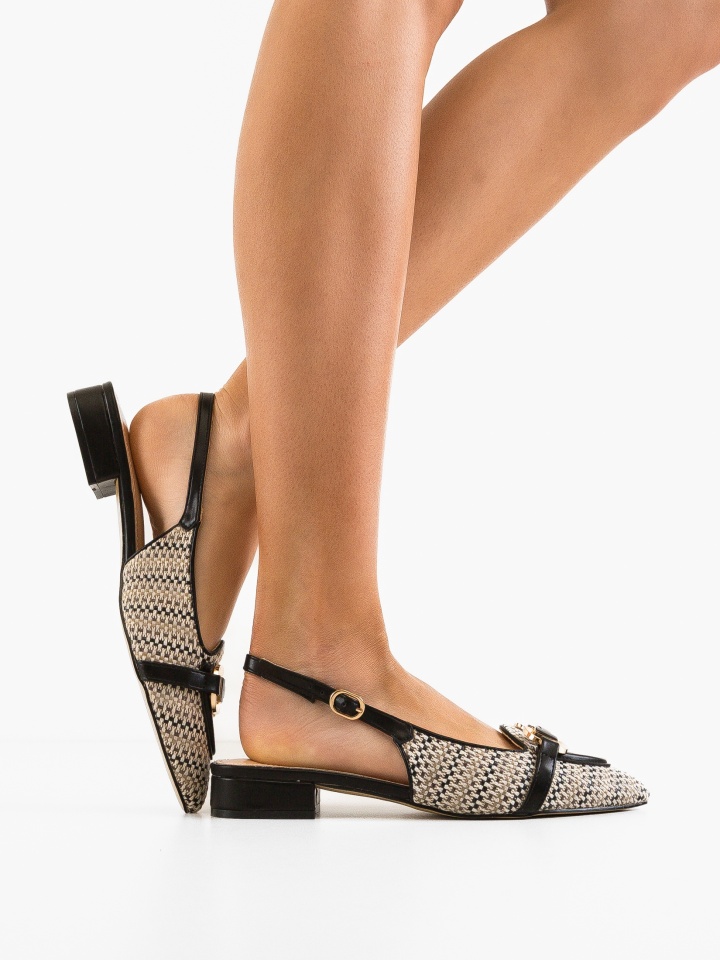 Balerini dama Kinnet Negri