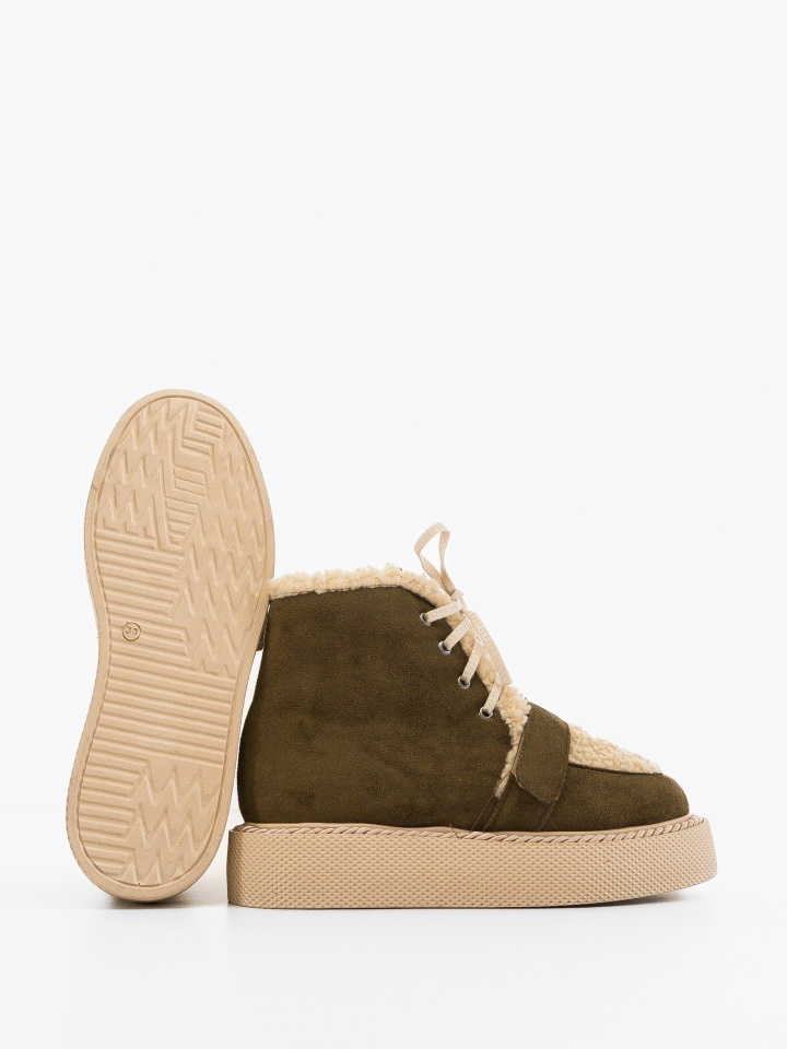 Ghete dama Olkan Grena