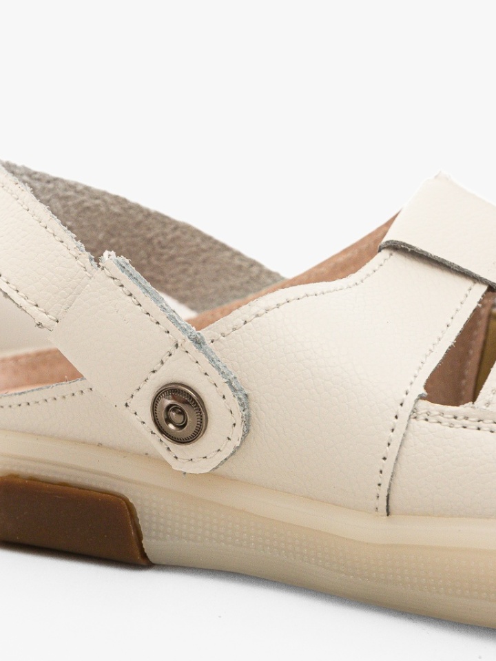 Saboti dama Srobok Bej