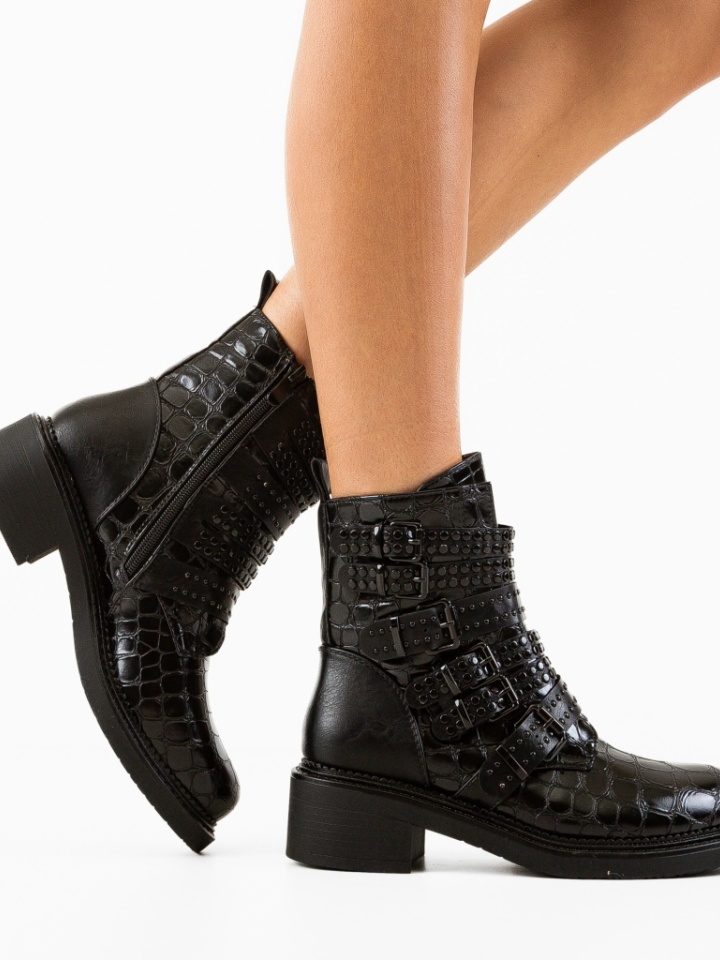 Ghete dama Farai Negre