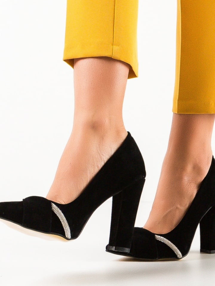 Pantofi cu toc Roka Negri 4