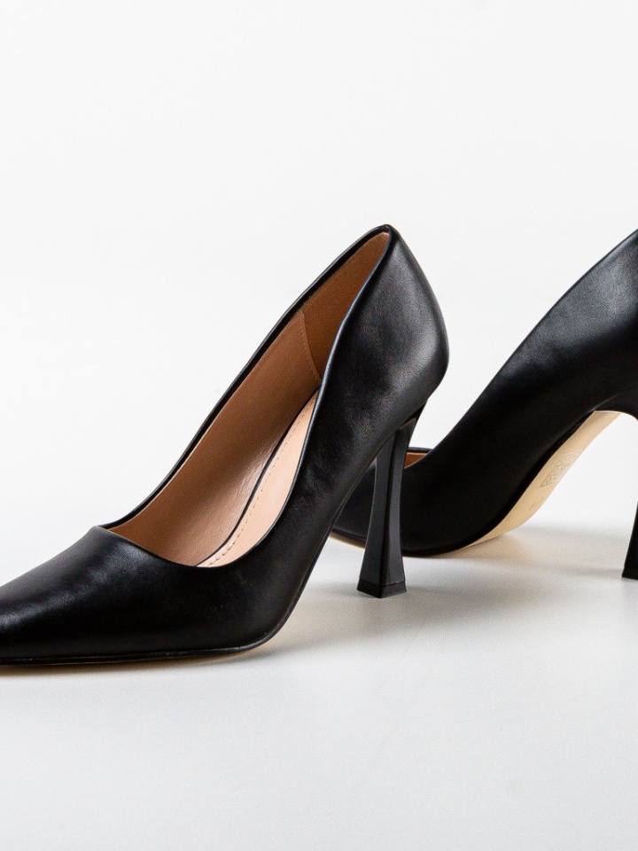 Pantofi cu toc Pakun Negri