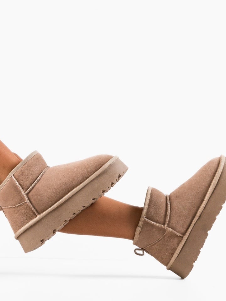 Cizme tip Ug Daianaz Negre