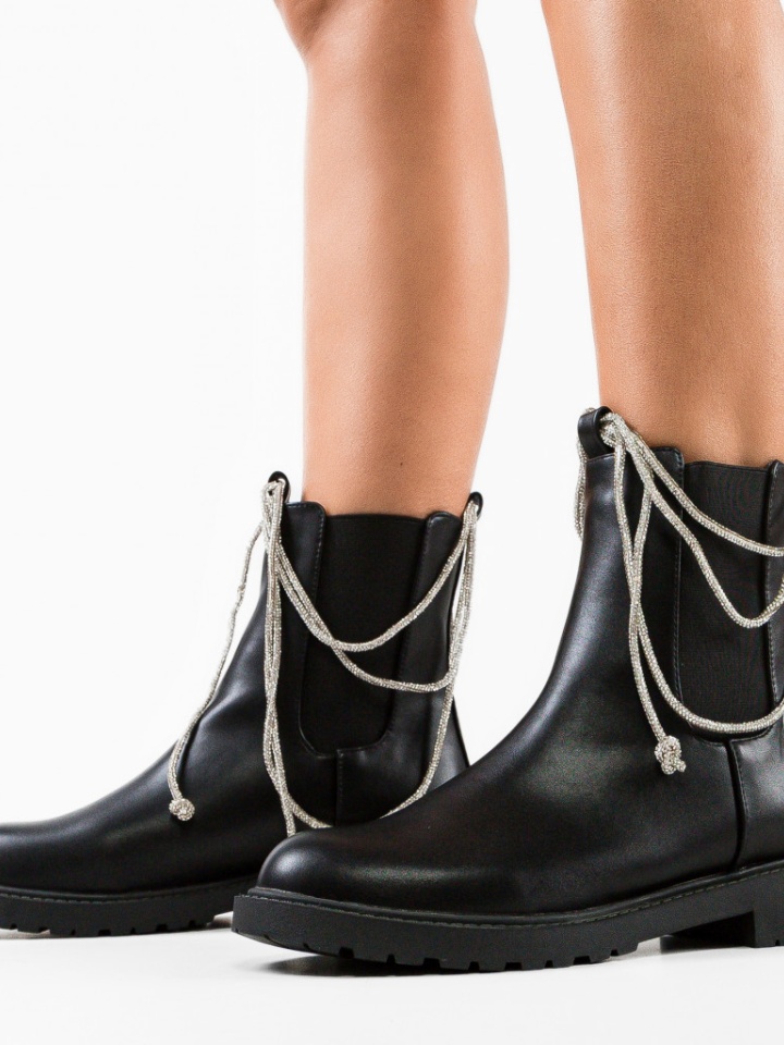 Ghete dama Kamuy Negre 2