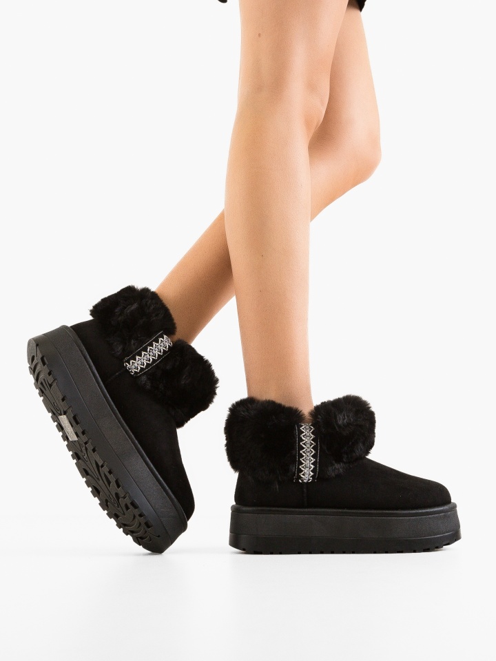 Cizme tip Ug Owers Negre