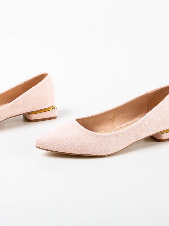 Balerini dama Chira Negri