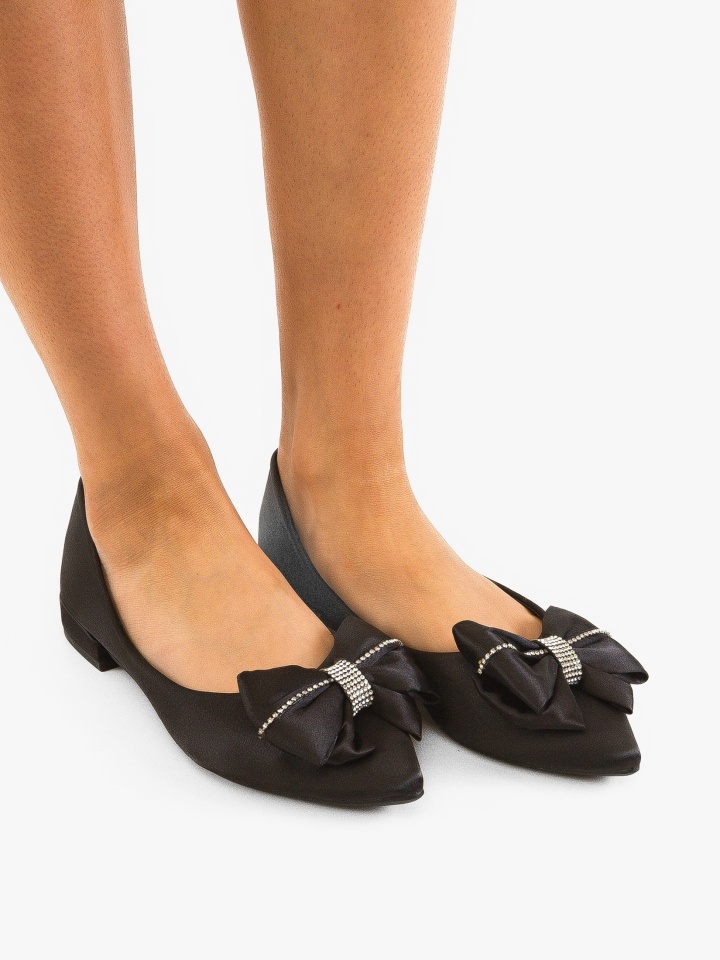 Balerini dama Dyty Bej