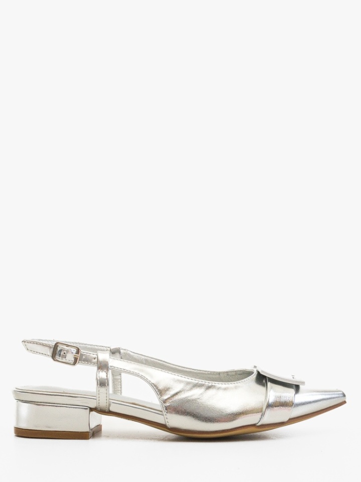 Balerini dama Limna Negri