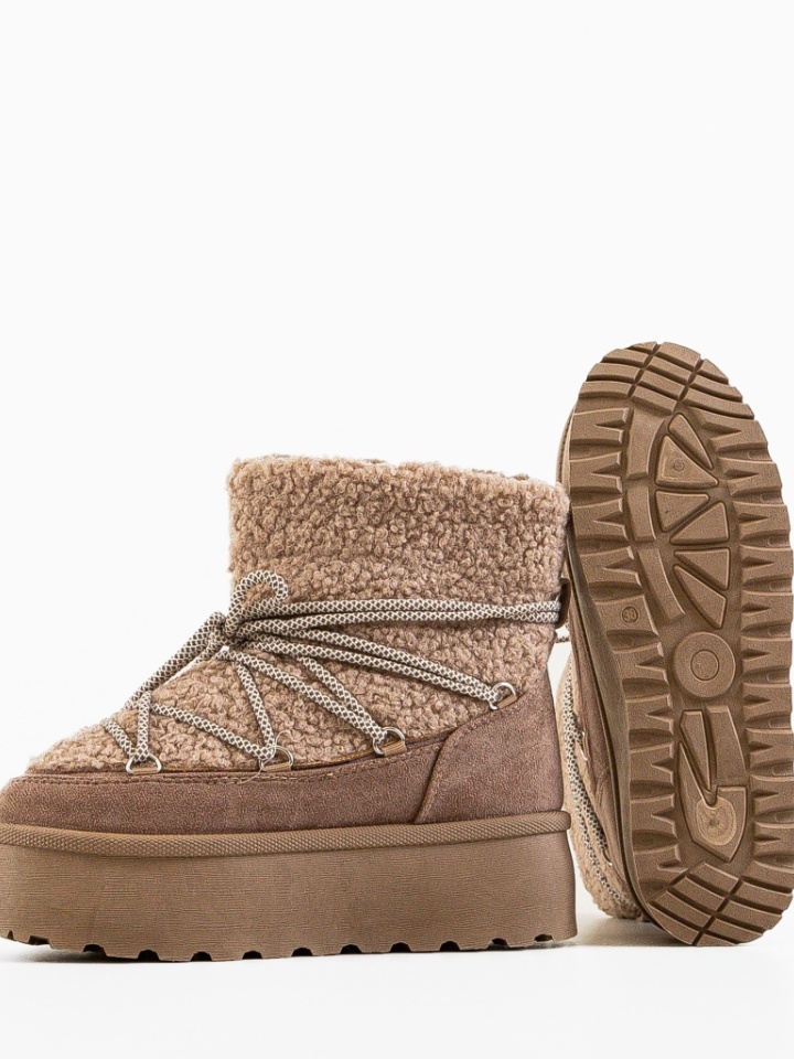 Ghete dama Kmile Bej