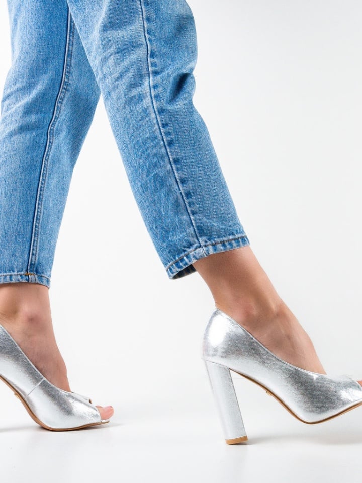 Pantofi Mervin Argintii