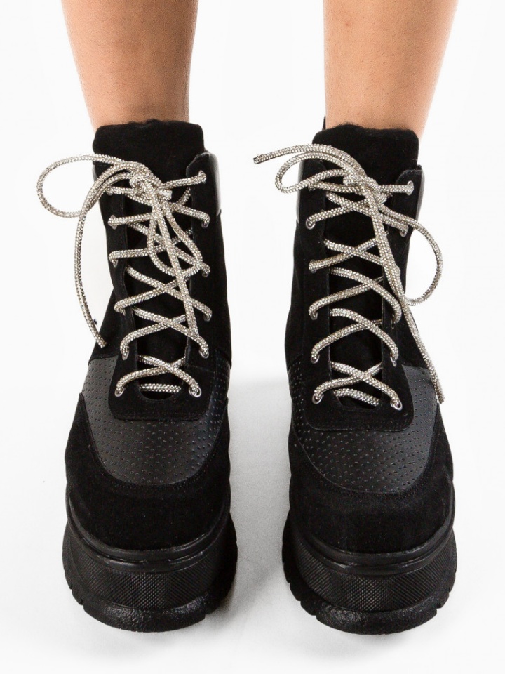 Ghete dama Sedai Negre 3