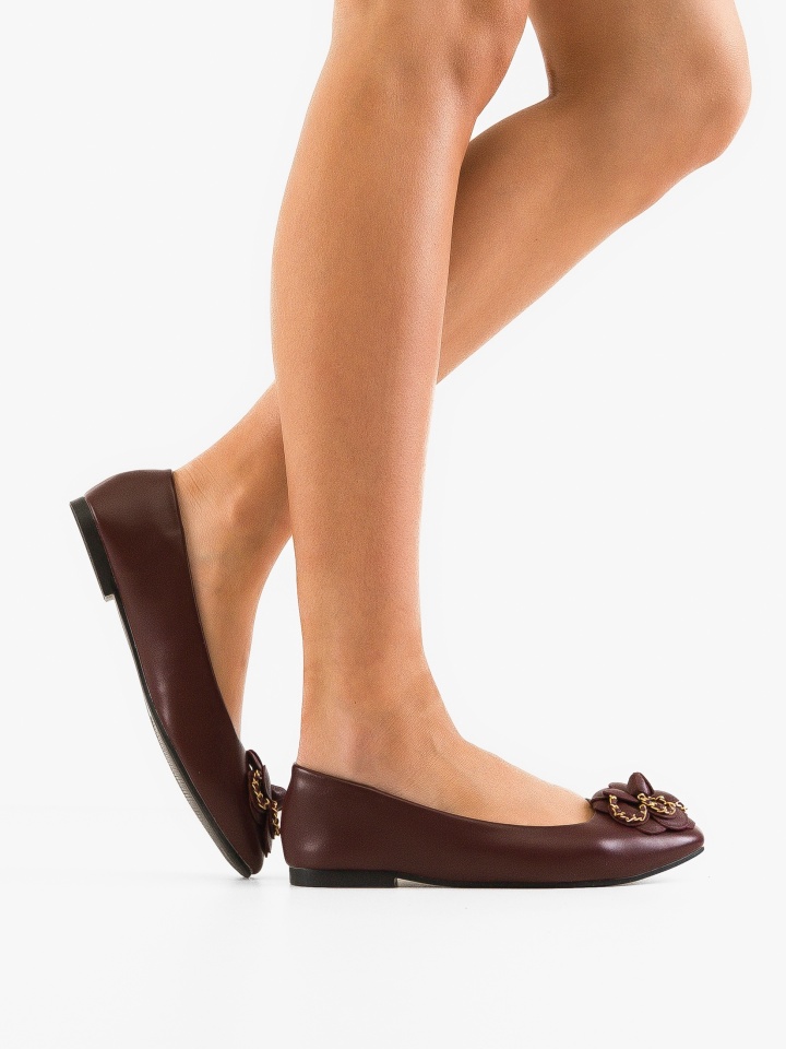 Balerini dama Zihan Grena