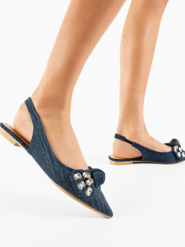 Balerini dama Zorro Negri