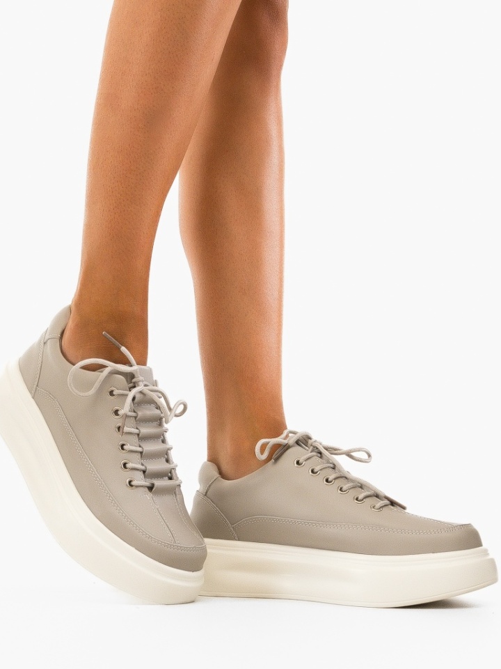 Sneakers Dama Wade Gri