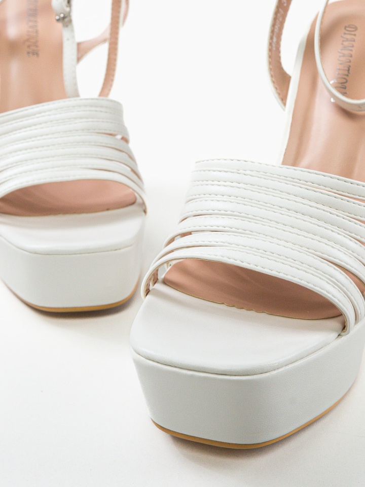 Sandale cu toc Gayatri Bej