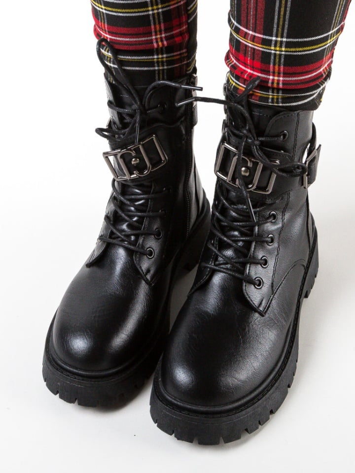 Ghete dama Arina Negre