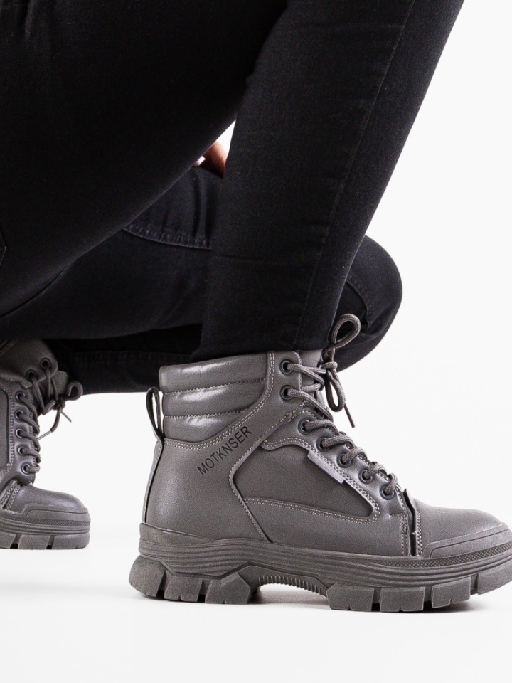 Ghete dama Motser Negre