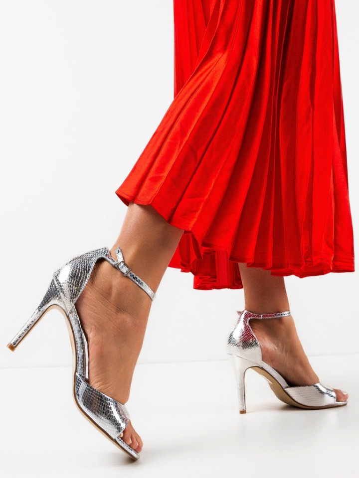 Sandale cu toc Lekaz Negri