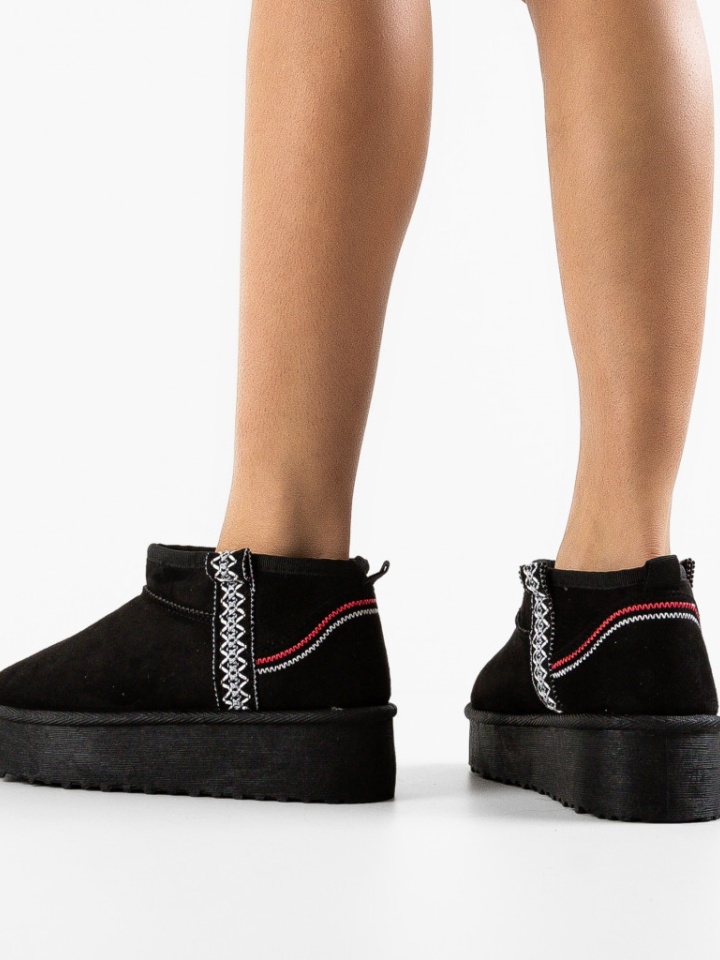 Cizme tip Ug Bar Negre