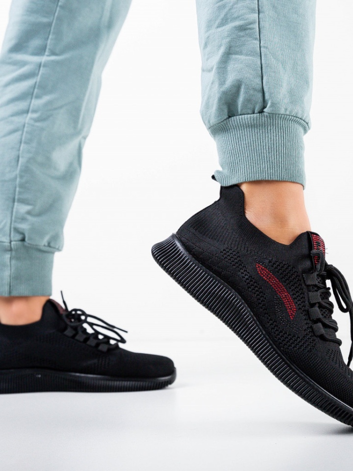 Balerini dama Jannat Grena