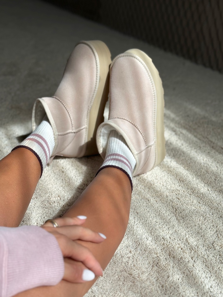 Cizme tip Ug Keston Negre