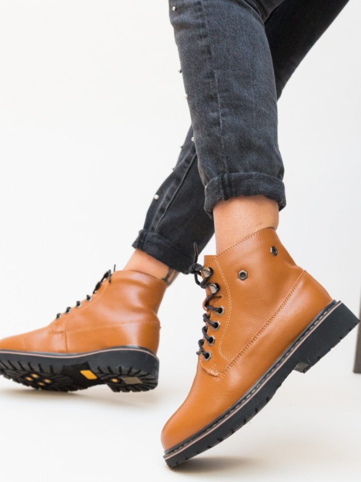 Ghete dama Reiko Bej