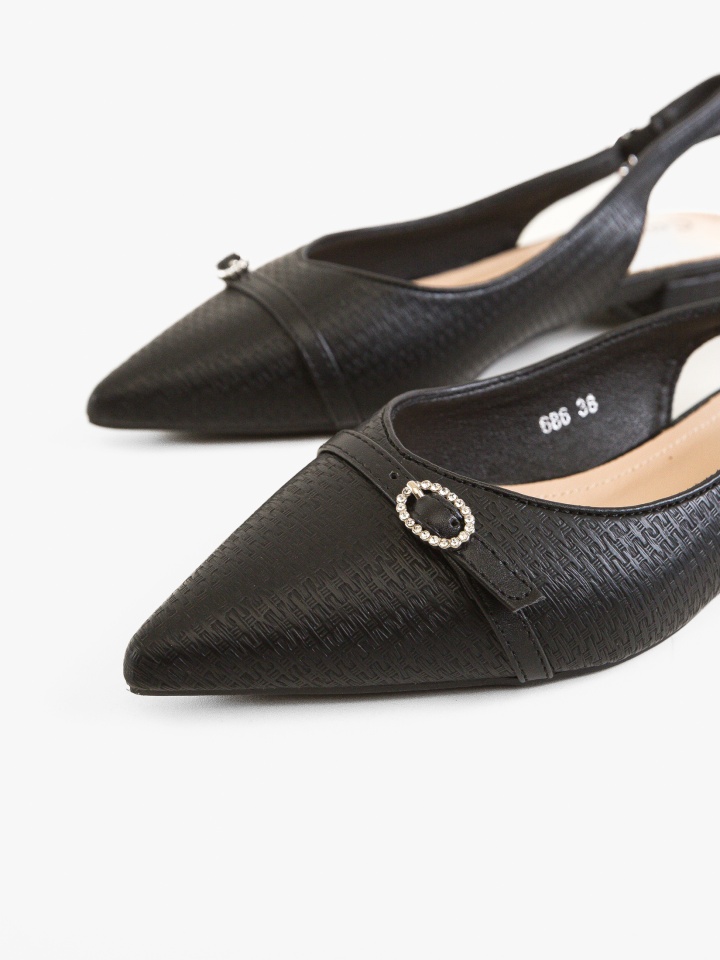 Balerini dama Seren Negri