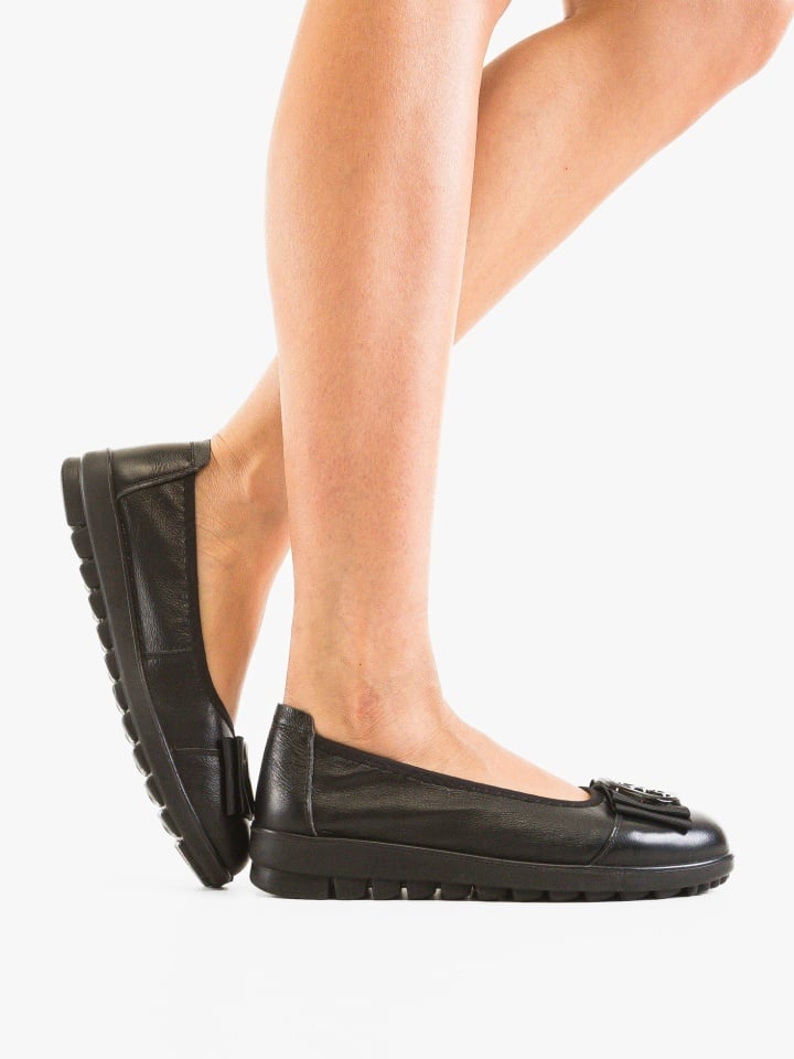 Balerini dama Rika Negri