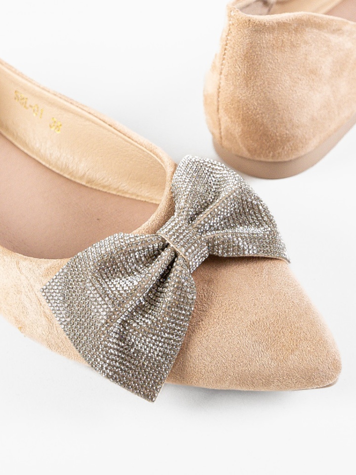 Balerini dama Fyng Roz