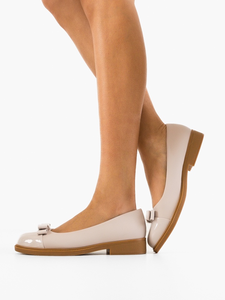 Balerini dama Kabba Negri