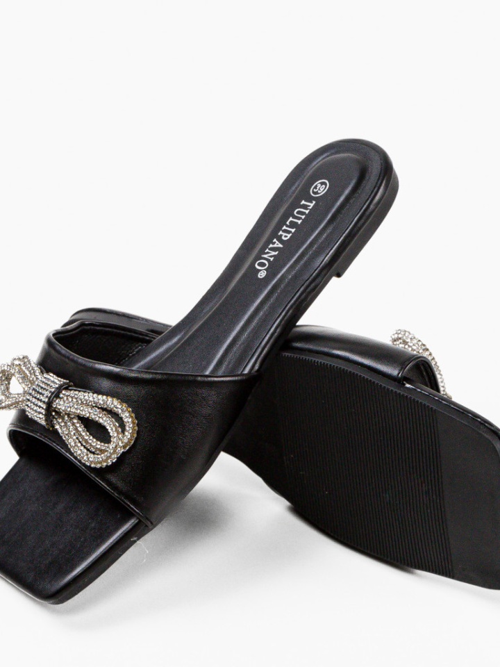 Papuci dama Adil Negri