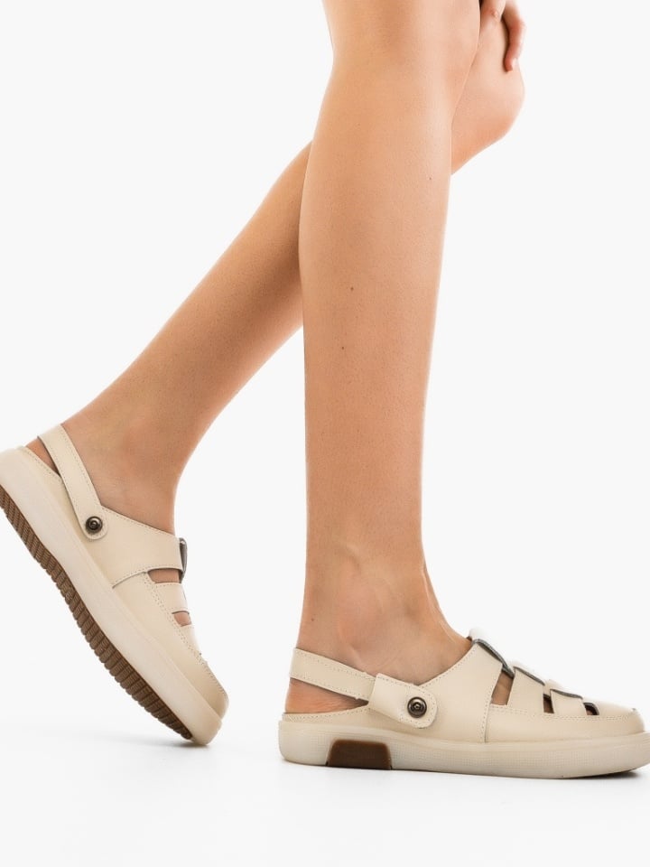 Saboti dama Srobok Bej