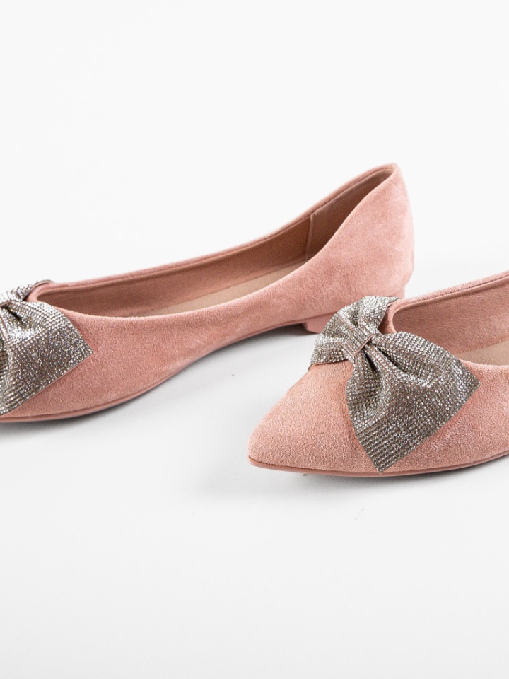 Balerini dama Fyng Roz